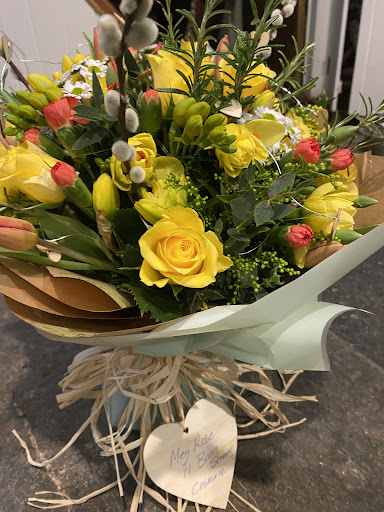 Claire Davey floral design - Thumbnail