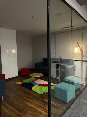 Af1qipmqrhvgdhgljj5z We4tsizmvexi6xsyajatfpy=s406 K No