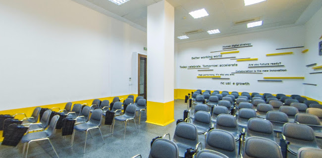 Comentarii opinii despre Facultatea de Administrarea Afacerilor cu Predare în Limbi Străine