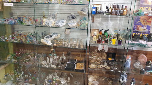 Magasin de souvenirs Gallery - France
