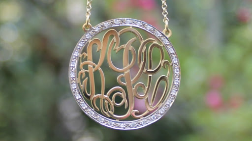 Be Monogrammed - Visual
