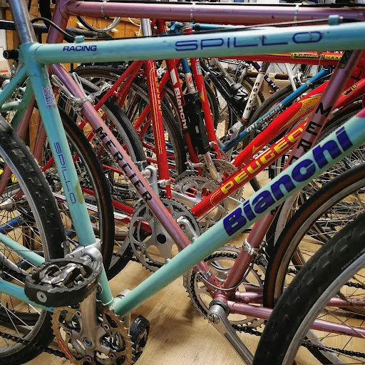 L'etape Cycles Fahrradladen Gallery - Spain