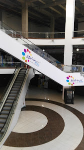 Centro Comercial Malvinas Plaza 3