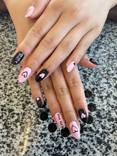 J & S Divas Nail Salon LLC