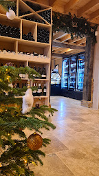 Photo n°22 de Les Comptoirs de Pierre • Manneville la Pipard (Epicerie - Restaurant) à Manneville-la-Pipard (Cave à vins)