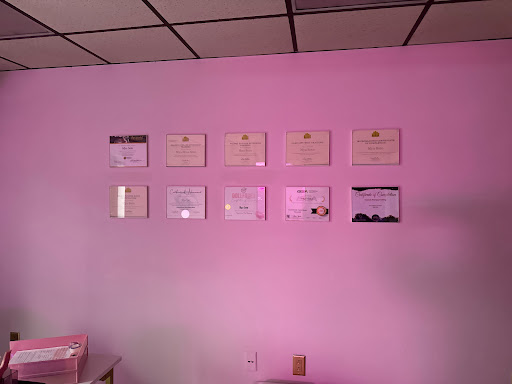 Mya’s Minks Gallery - United States