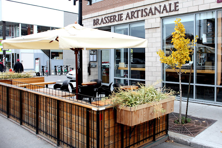 Bar La Succursale by null