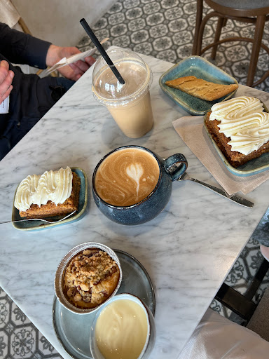 Frida's Bakery & Coffee - Thumbnail