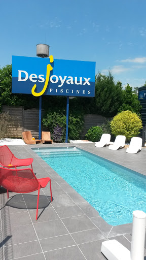 Photo de Piscines Desjoyaux à Groslay (95410)