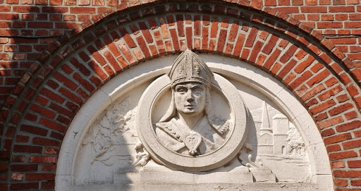 Église catholique Saints-Pierre-et-Paul à Bugnicourt - Thumbnail