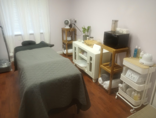 mobile massage studio
