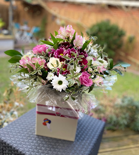 Flowerday - Flower Creation by Hillena - Thumbnail