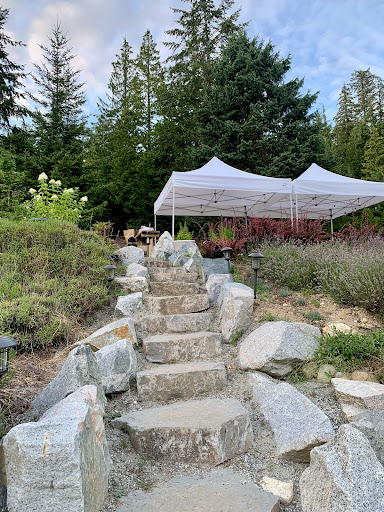 Moon Gate Farms
