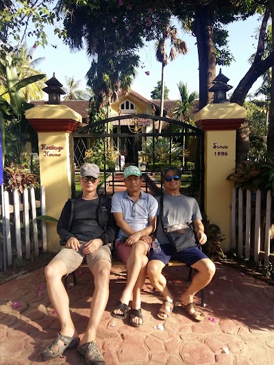 Photos of Four Thousand Sunset Restaurant
