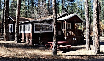 Dan Dee Cabins