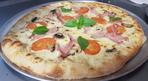 Photo n°15 de OGGI Pizza à Aix-en-Provence (Sandwicherie)