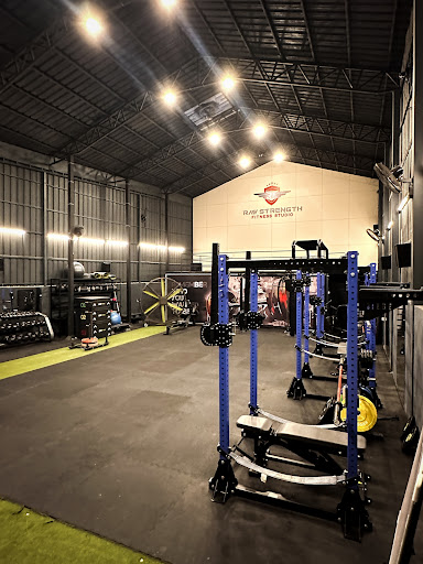 RAW STRENGTH FITNESS STUDIO KOCHI