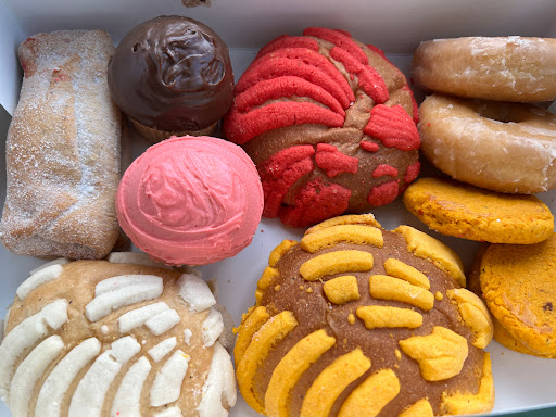 La Superior Bakery - Thumbnail