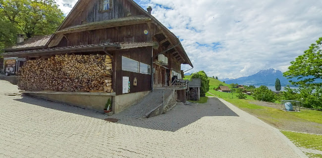 http://www.hof-landschi.ch/