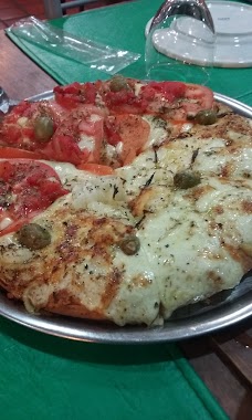 Pizzeria Oasis, Author: Marcelina Cespedes