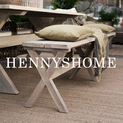 Hennys Home