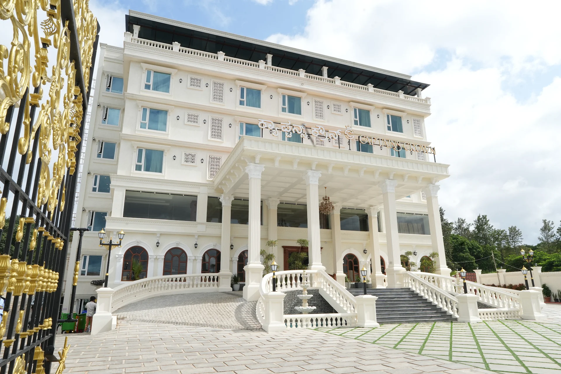 Captains Crown Hotels & Resorts
