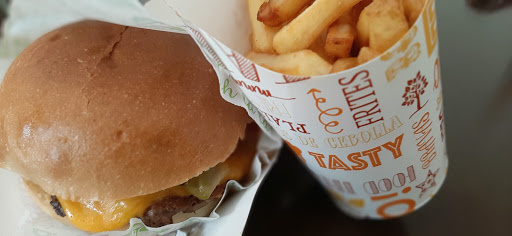 Photo 3 - Le Bon Burger Food-Truck