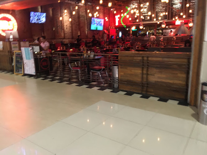 Burger Bar Joint Forum Buenavista