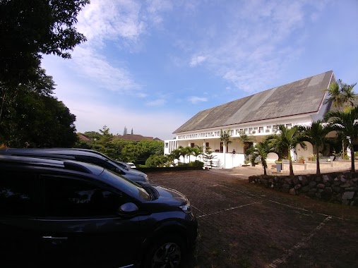 Gereja HKBP Cinere, Author: Hesekiel Saragih