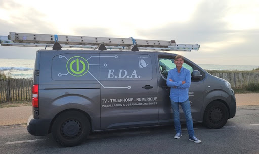 E.D.A.