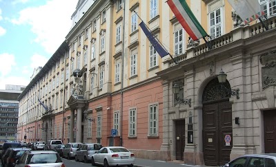 Photos of Főpolg&aacute;rmesteri Hivatal Ad&oacute; Főoszt&aacute;ly &Uuml;gyf&eacute;lszolg&aacute;lati Iroda