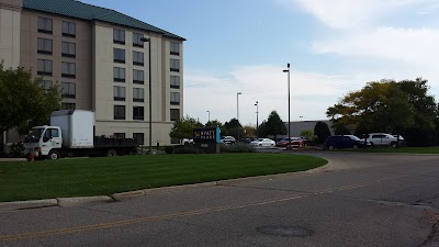 Photos of Holiday Inn Express & Suites Detroit - Utica