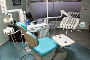 Photo n°2 de Dr Catherine Zaremba - Dentiste - Implantologie à Saint-Vincent-de-Paul (Cabinet d'implants dentaires)