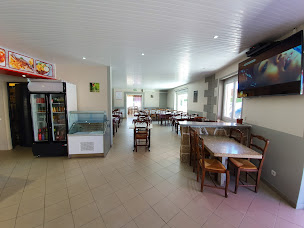 Photo n°6 de Restaurant Bar Le Lacanau à Mios (Restaurant portugais)