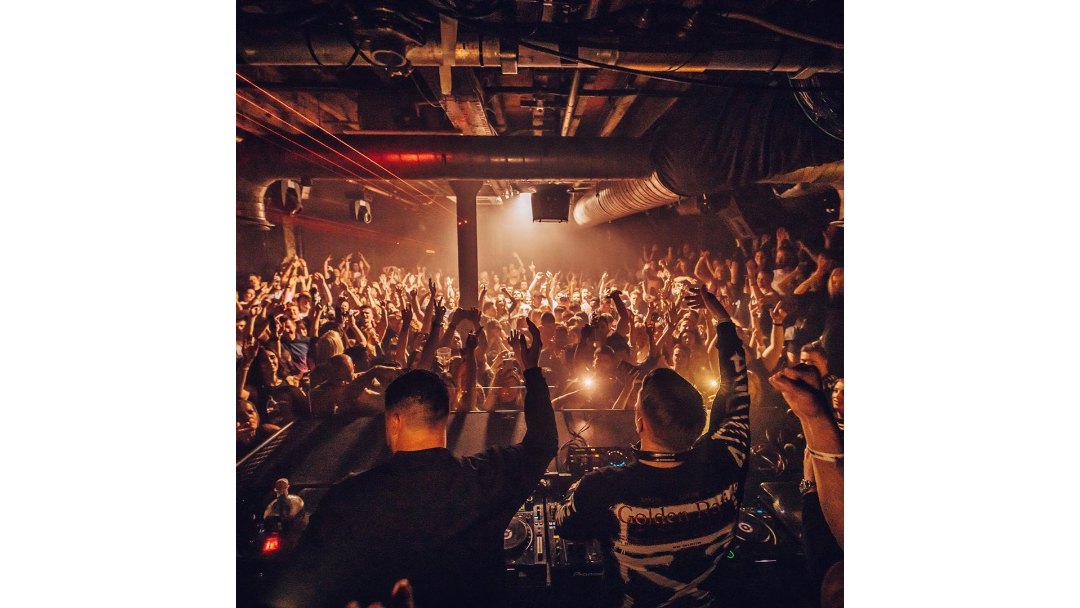 Discover the best night clubs in Shoreditch for an unforgettable nightlife experience. From XOYO to The Hoxton Pony, explore top-notch venues that promise electrifying music, vibrant atmospheres, and non-stop fun.