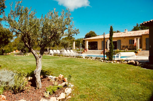 Photo de Clos de la Sarriette: Villa de groupe avec piscine en campagne, proche Lac Sainte-Croix et Gorges du Verdon, Provence, Var