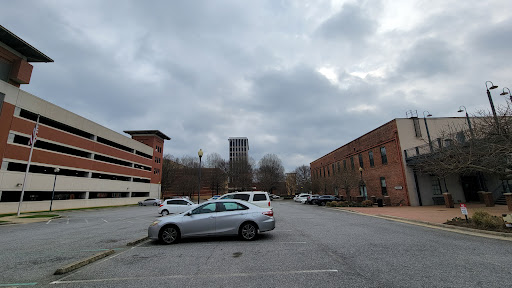 The RiverCenter Garage - Thumbnail