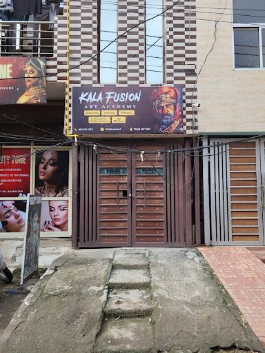 Gallery image 14
