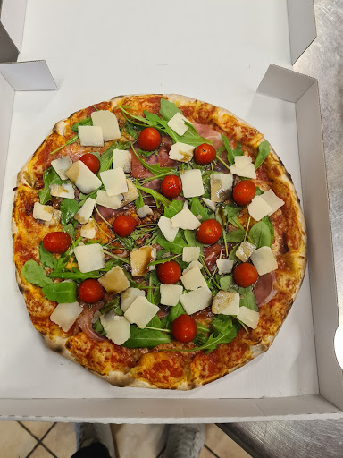 Photo 2 - Chrono Pizza