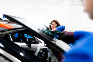 Photo n°5 de Mondial Pare-Brise Clamart à Clamart (Garage automobile)