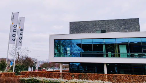 Zone.college - Centrale Services - Thumbnail