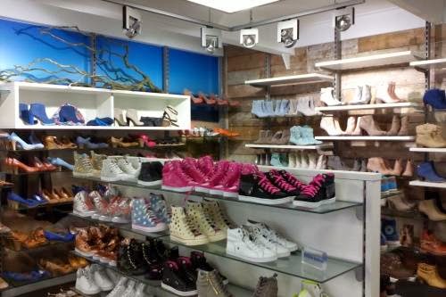 Sake Store - Nes (Ameland) - Thumbnail