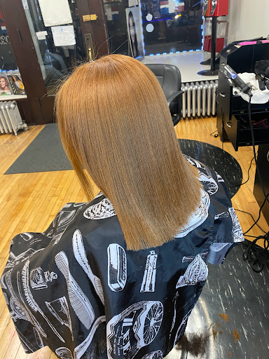 Tania's Unisex Dominican Beauty Salon - Thumbnail