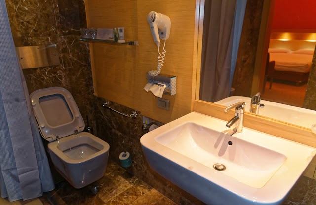 UNA Hotel Napoli