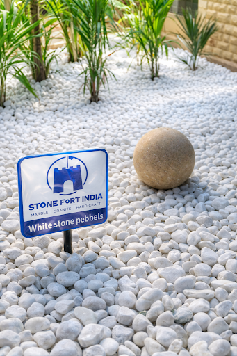 Premium White Stone Pebbles – Natural & Elegant Landscaping Solution post image