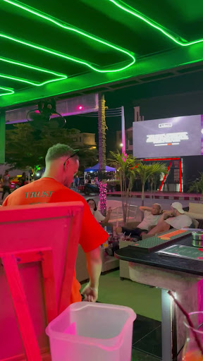 JUNGLE BAR SAMUI