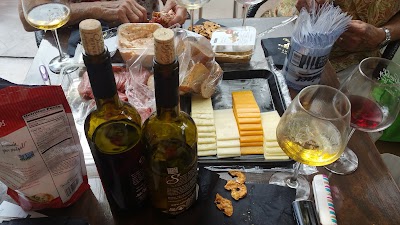 Photos of Schnebly Redland's Winery & Brewery