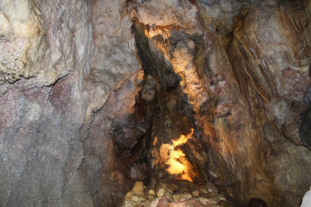 Jewel Cave National Monument