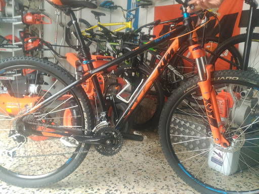 MOTOS REVI
