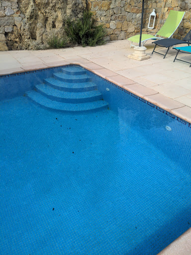 Photo de Eau Var piscine à Cotignac (83570)